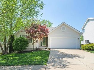 1111 Arbor Spring Ct, Ballwin, MO 63021