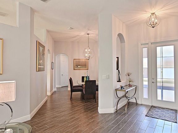 4th image of 745 Fortunella Cir SW