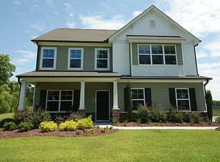 103 Coles Farm Dr, Jacksonville, NC 28546