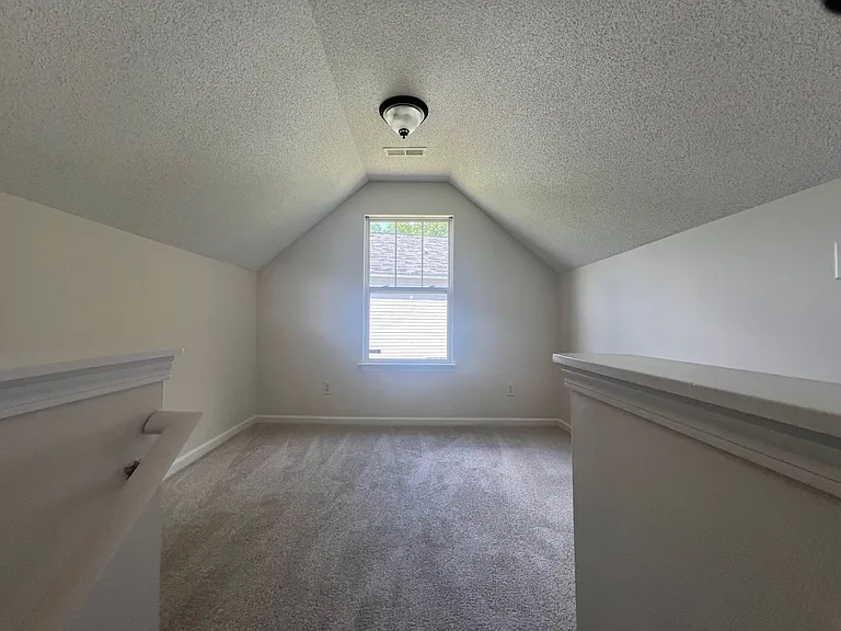 176 English Hills Dr — Photo 15