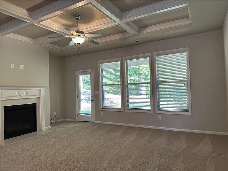 2439 Ivy Meadow Ln — Photo 2