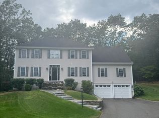 5 Fawn Ln, Westford, MA 01886
