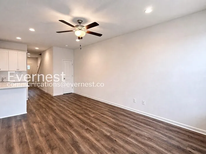 2026 McDonald Dr — Photo 8
