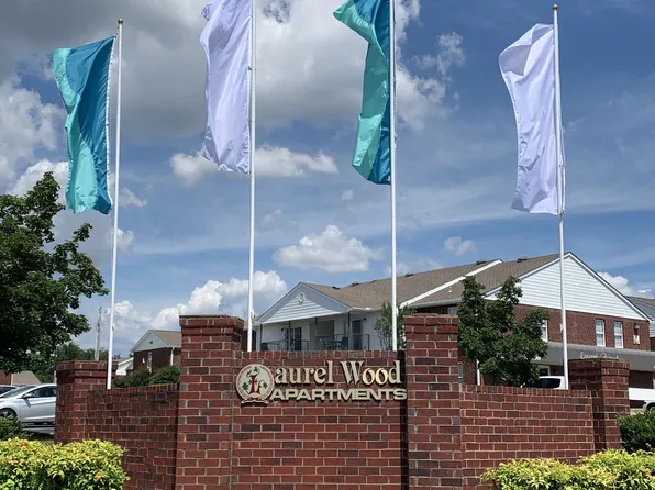 Laurel Wood Apartments