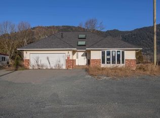 38989 No 4 Rd, Abbotsford, BC V3G 2G2