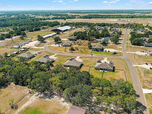 3rd image of 4007 Golden Eagle Dr #A