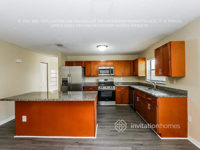 14710 Cedar Creek Pl — Photo 10