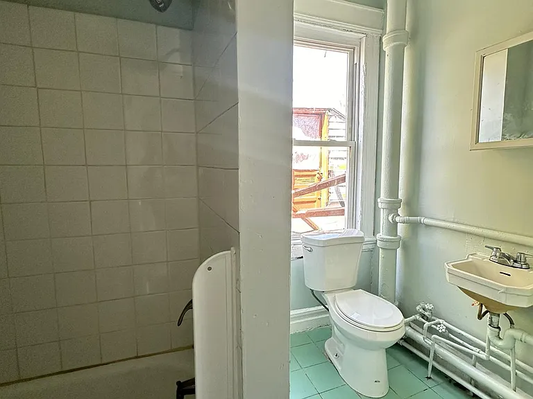 903 Hunterdon St #2 — Photo 5