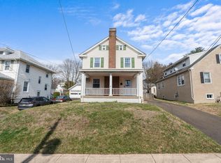 121 Inman Ter, Willow Grove, PA 19090