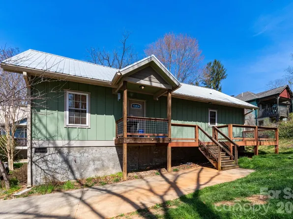 210 State St, Asheville, NC 28806