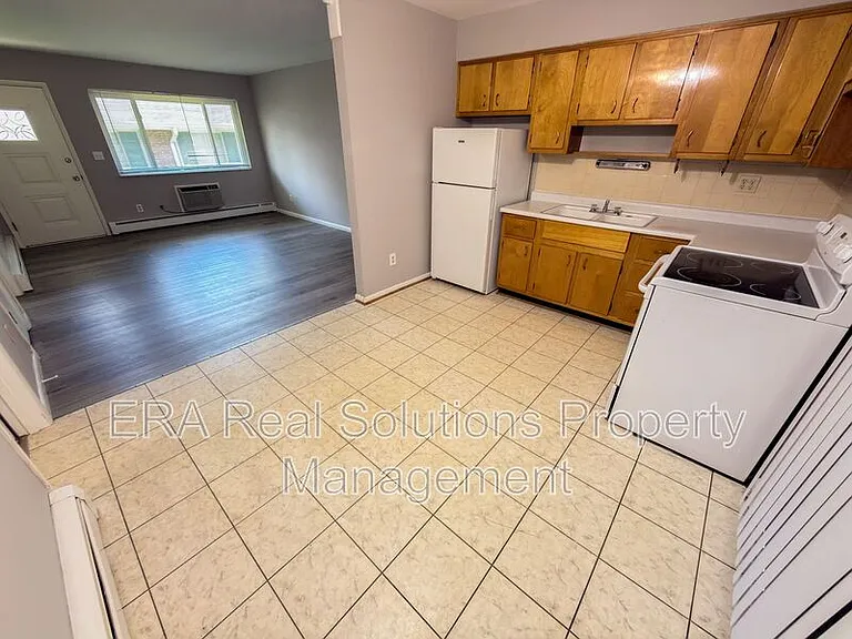233 Rockaway Ave #2 — Photo 6