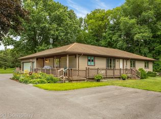 10080 Big Lake Rd, Clarkston, MI 48346