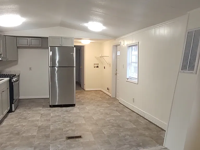 8672 Doris St — Photo 22