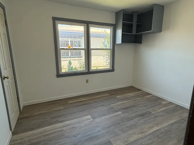 1501 E Everglade Ave — Photo 10