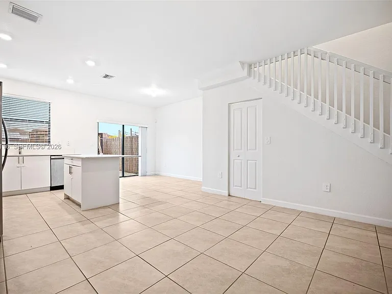 11804 SW 247th Ter #11804 — Photo 10
