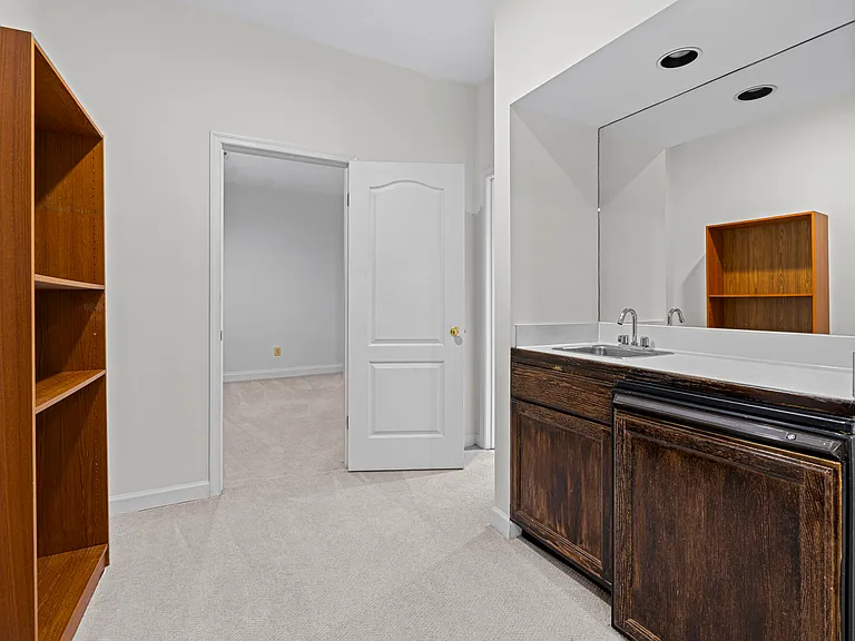 7926 Long Ridge Ct — Photo 28