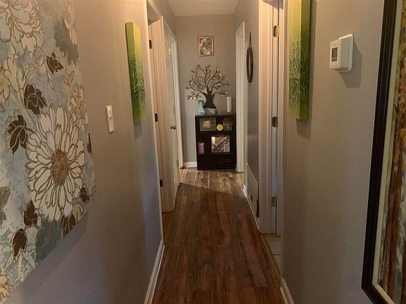 5th image of 31 Bellmeade Dr