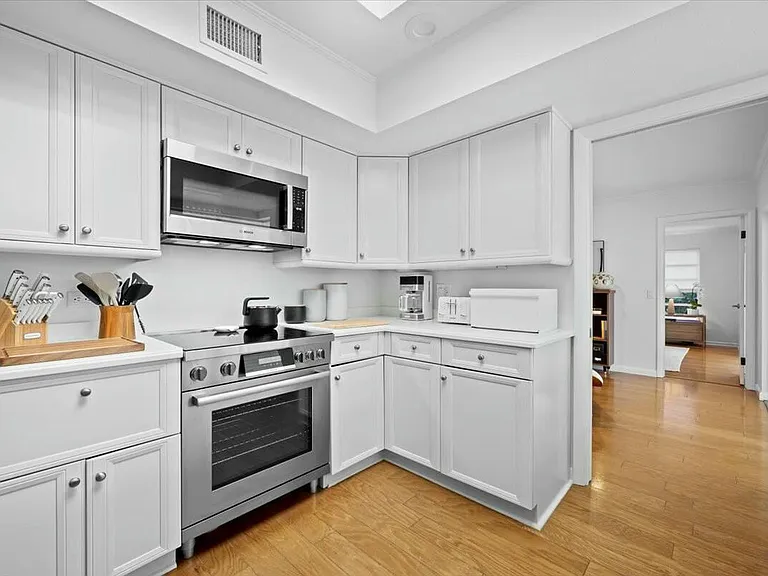 232 Cove Pl — Photo 16
