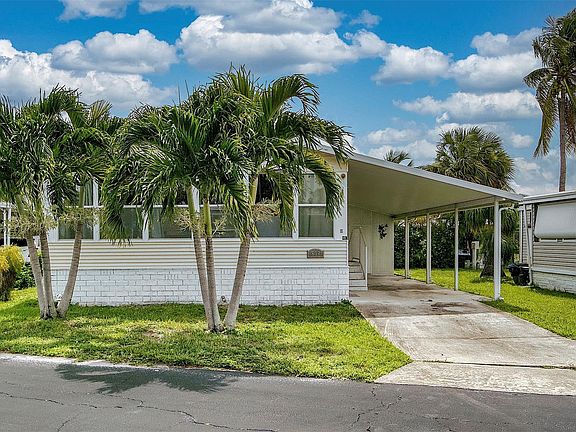 3rd image of 809 Putter Place