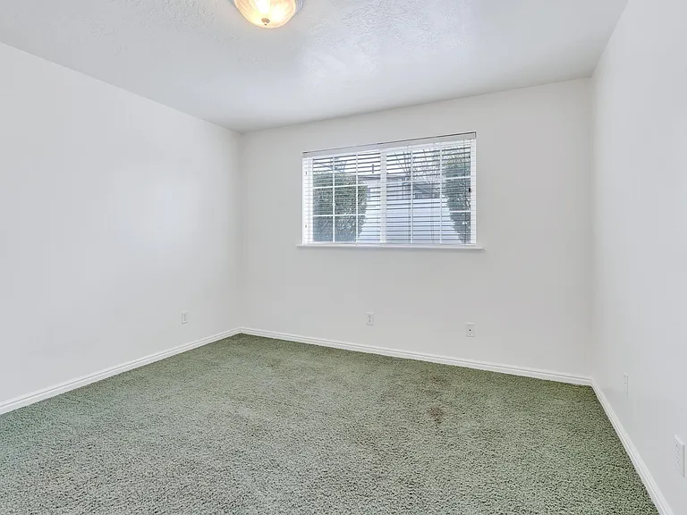 419 N 500 E #103 — Photo 7
