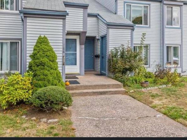 57 Candlewood Dr