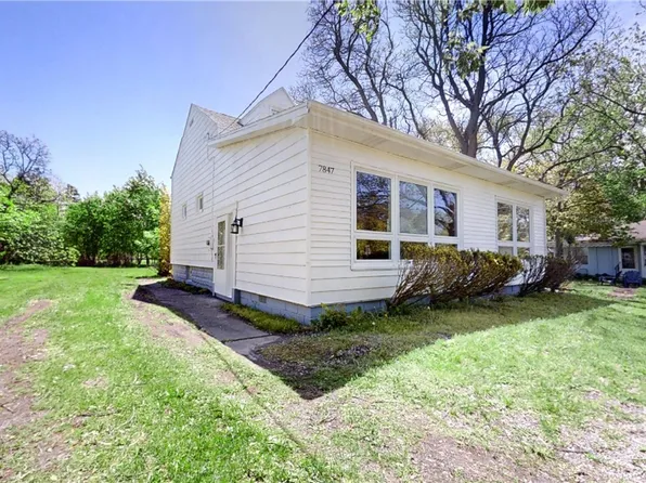 7847 Erie Rd, Derby, NY 14047