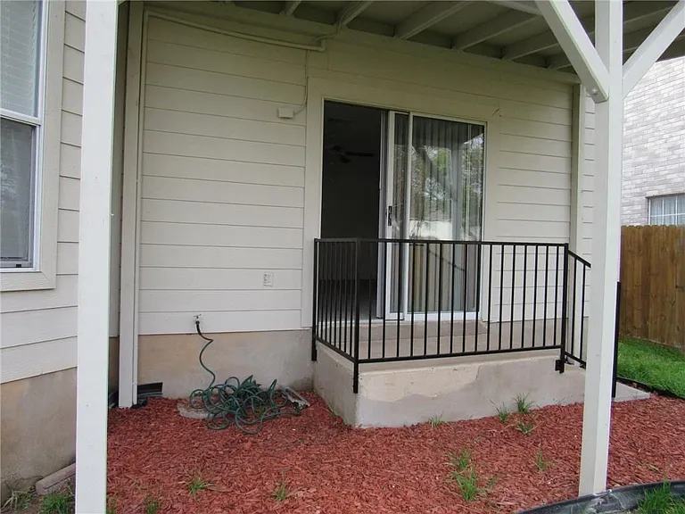 2107 Deer Creek Trl — Photo 28
