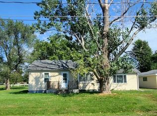 1214 Mabel St, Oskaloosa, IA 52577