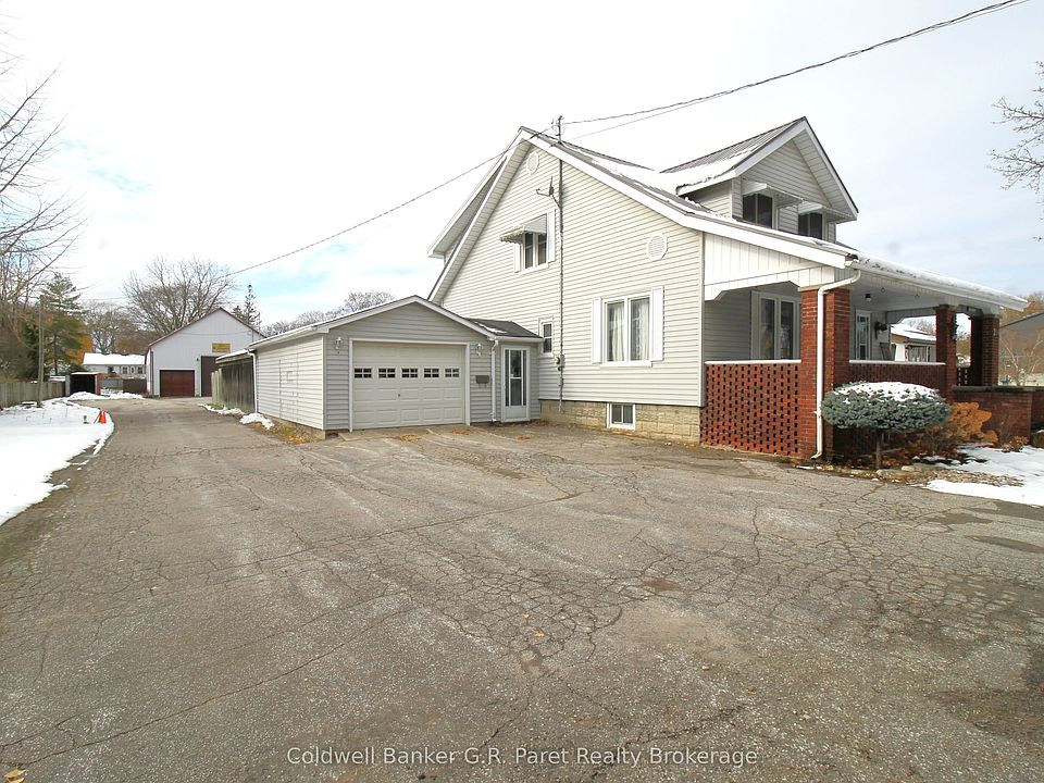 1st image of 264 John St S
