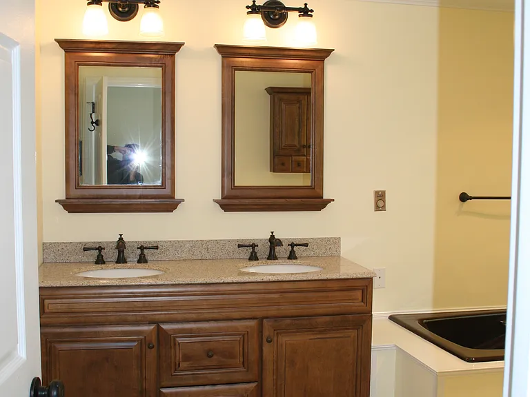 Main House - Second Floor Master Bath