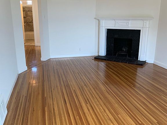 5th image of 179 Sickles Ave #179