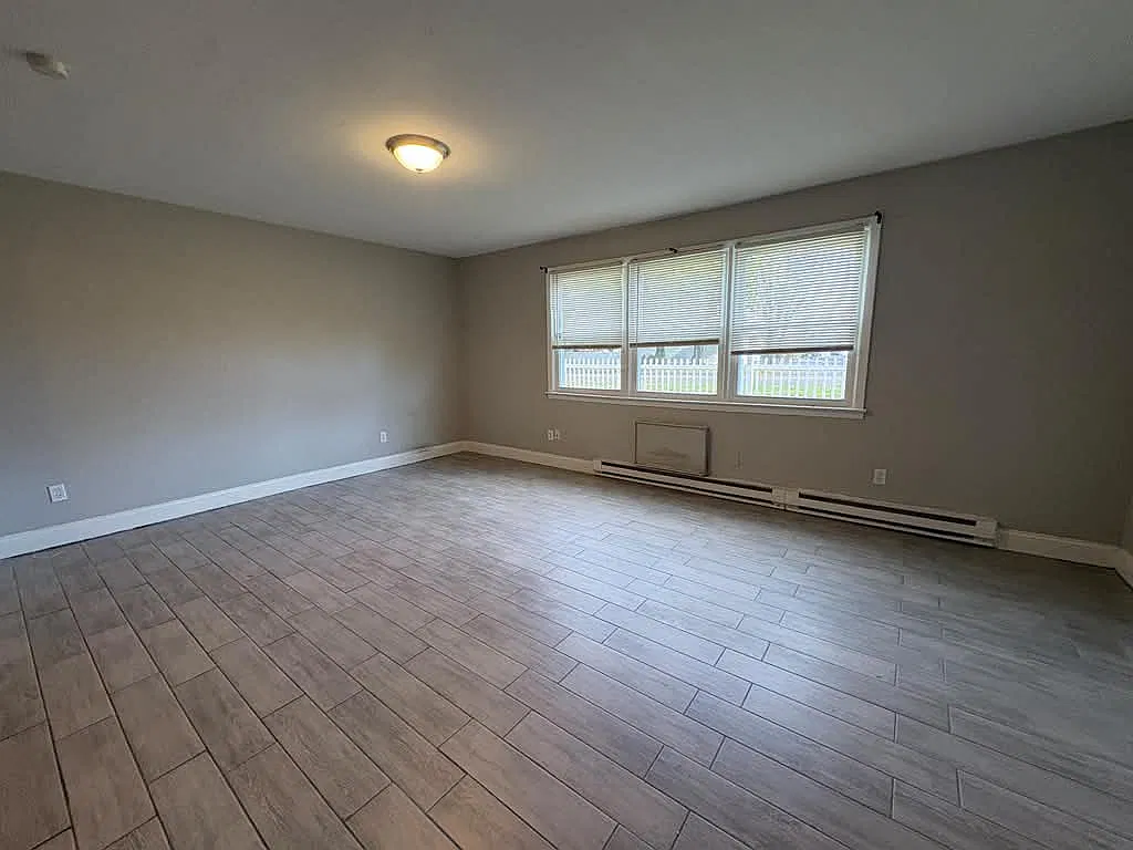 Studio, $1,350 — Photo 1