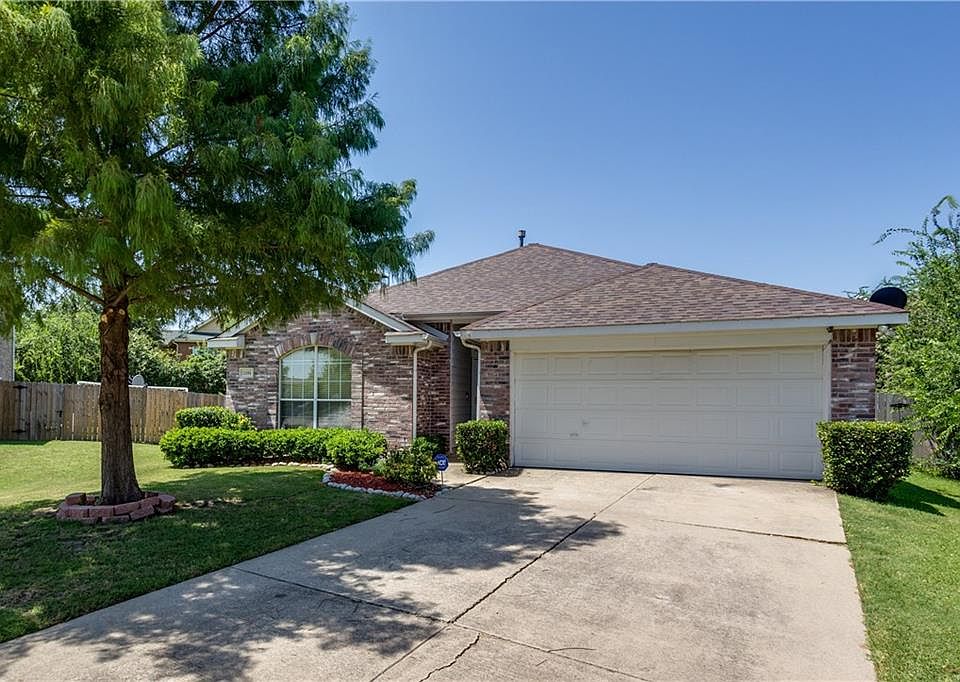 1st image of 2101 Lilac Cir