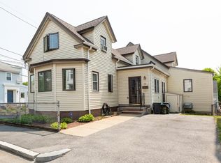 46 Holten St, Peabody, MA 01960