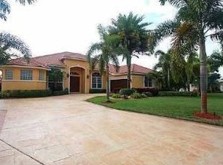 11960 SW 19th Ct, Davie, FL 33325