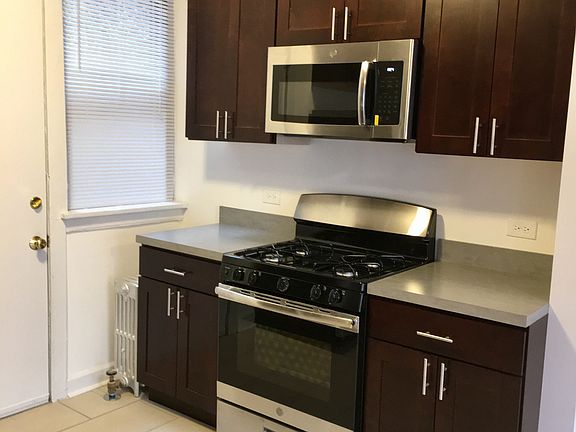 4th image of 3155 N Hudson Ave APT A2