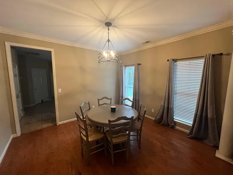 1212 Pebble Creek Cir — Photo 7