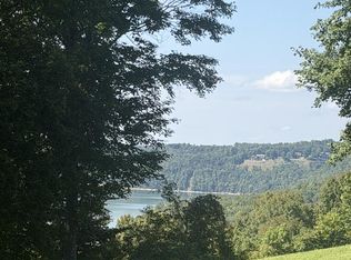 6219 Oak Hill Rd, Byrdstown, TN 38549