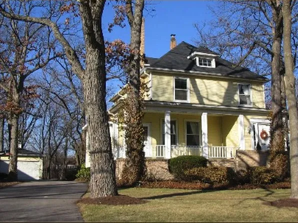 269 Woodlawn Ave, Glencoe, IL 60022
