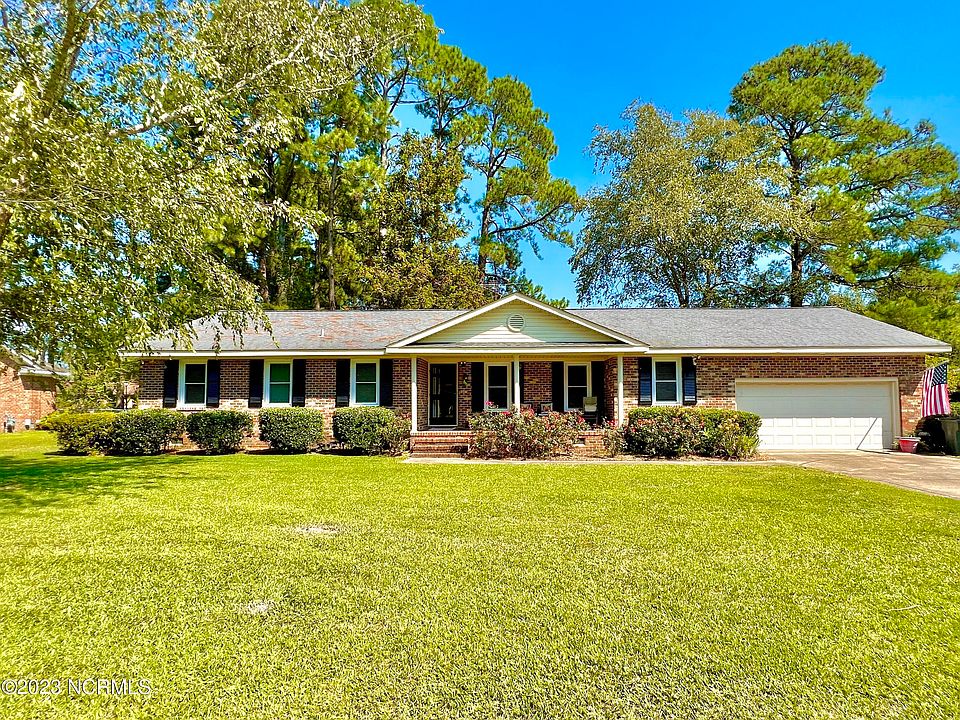 1st image of 2813 Oakland Drive