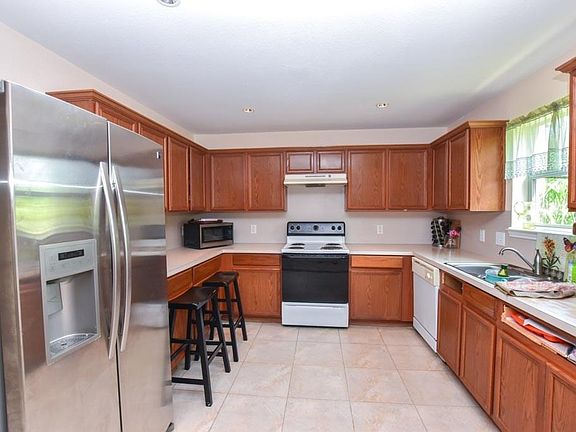 5th image of 3323 Boynton Dr