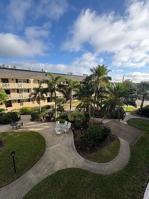 55+ 2 bed 2 bath Belleair Bluffs Condo — Photo 1