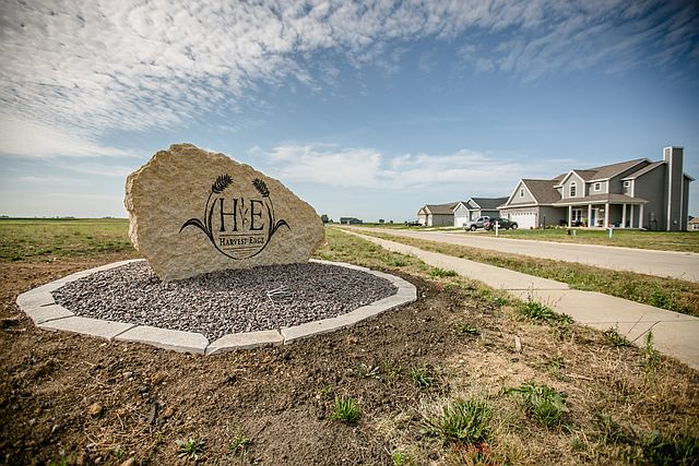 2nd image of 1812 Littlefield Ln