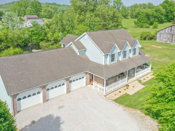 2020 Highway 3434, East Bernstadt, KY 40729