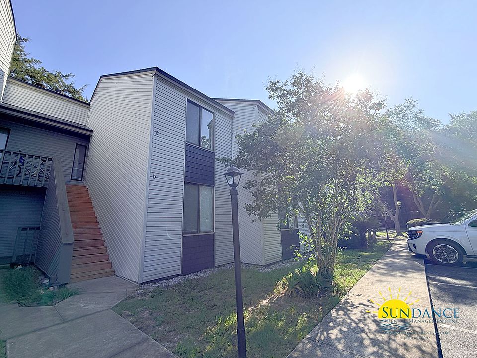 1st image of 128 Elm Ave SE #2C