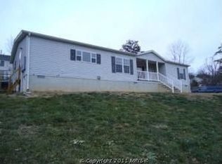 273 Counterfeit Way, Bunker Hill, WV 25413