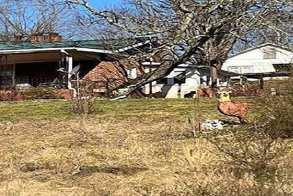 3rd image of 4663 Ivanhoe Rd