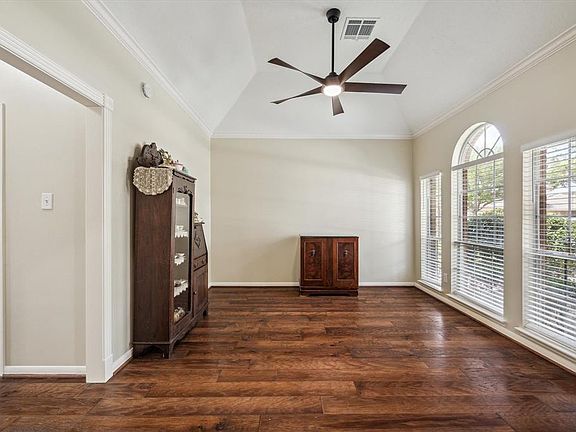 5th image of 4938 White Manor Drive