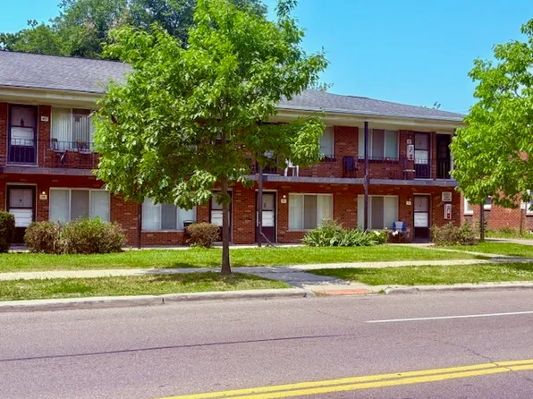 4535 Cadieux Rd, Detroit, MI 48224