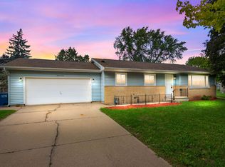 702 W Gruenwald Ave, Oshkosh, WI 54901